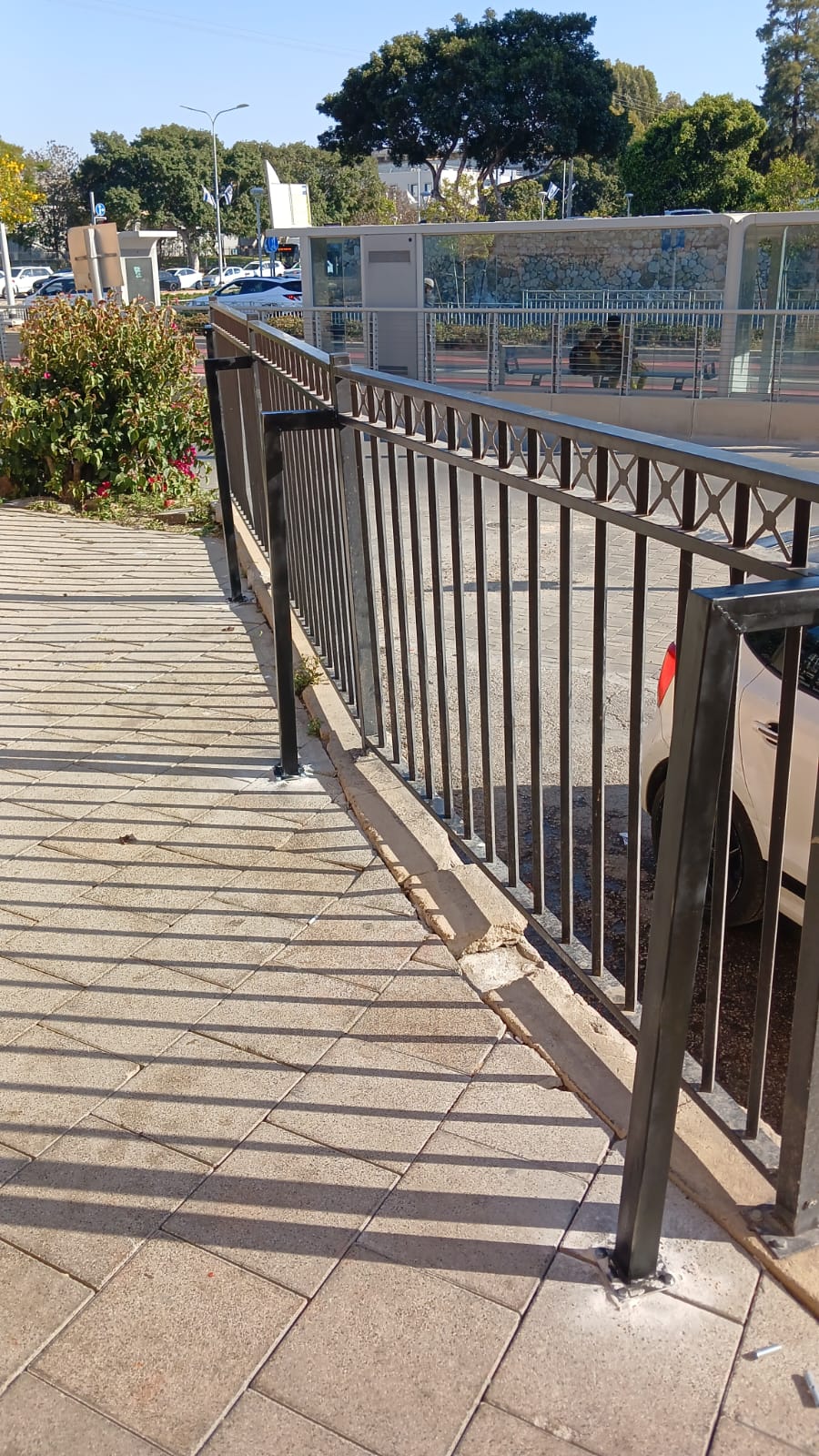 תמונה שצולמה להמחשת העבודות של אלוש המסגר תמונה של אלוש המסגר