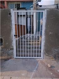 תמונה של אלוש המסגר