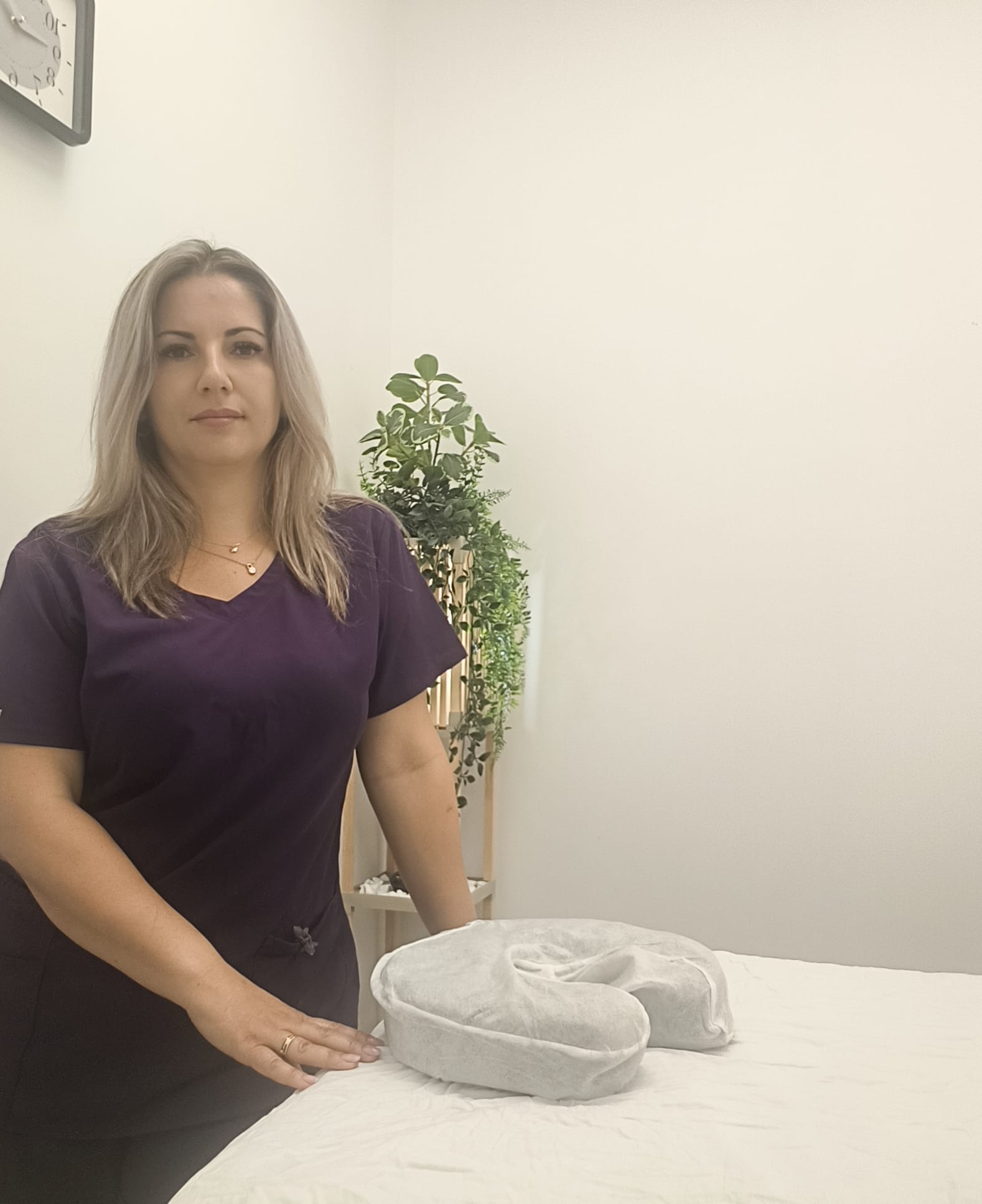 תמונה שצולמה להמחשת העבודות של יוליה דמיאן עיסוי רפואי תמונה של יוליה דמיאן עיסוי רפואי