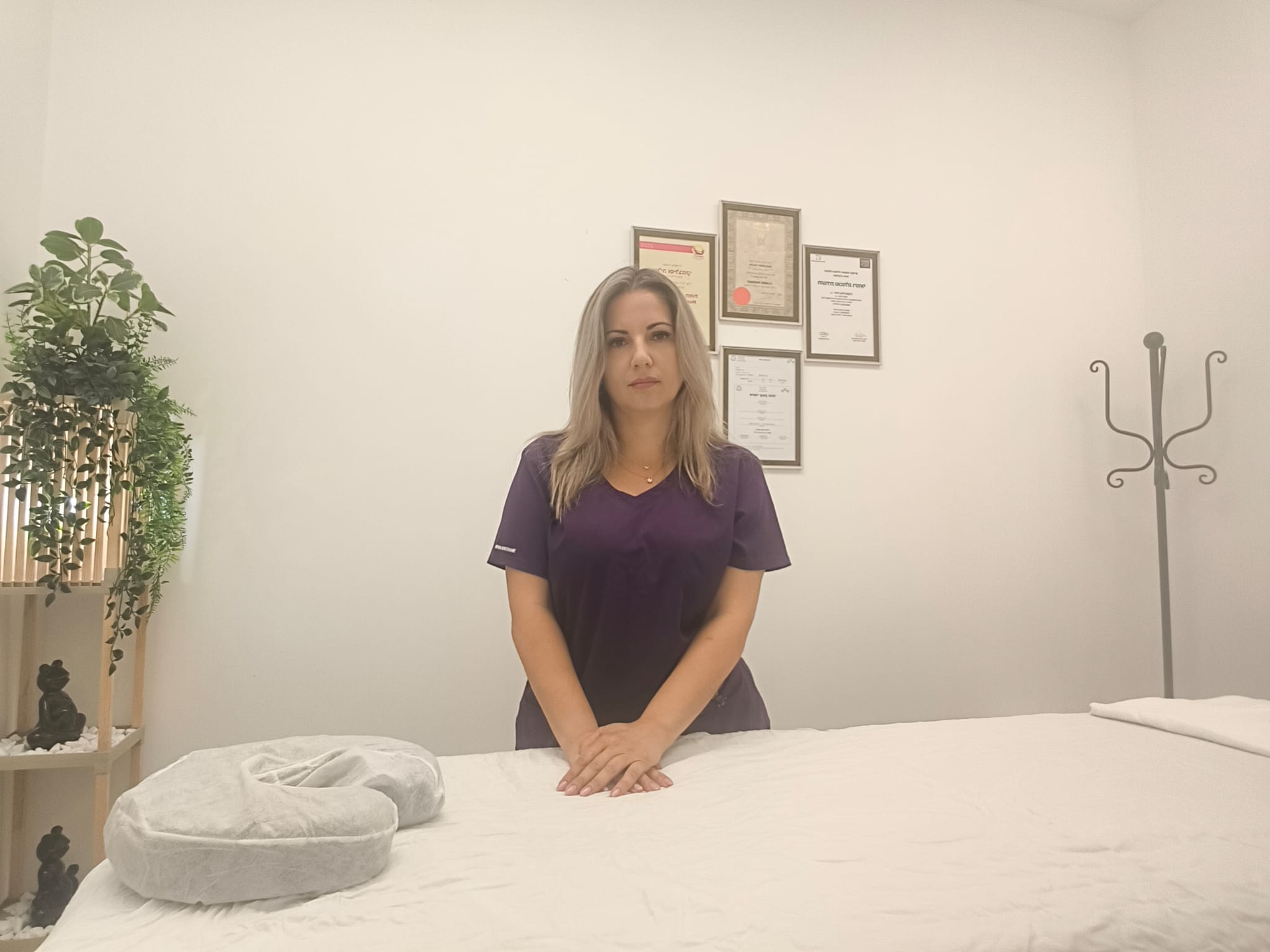 תמונה שצולמה להמחשת העבודות של יוליה דמיאן עיסוי רפואי תמונה של יוליה דמיאן עיסוי רפואי