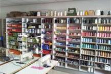 תמונה שצולמה להמחשת העבודות של המרכז למכונות תפירה - 2 ציוד לתפירה