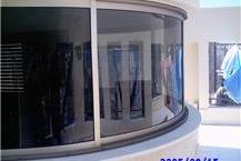 תמונה שצולמה להמחשת העבודות של אלום עוז - תריסים וחלונות הרכבת חלונות הזזה פנורמיים